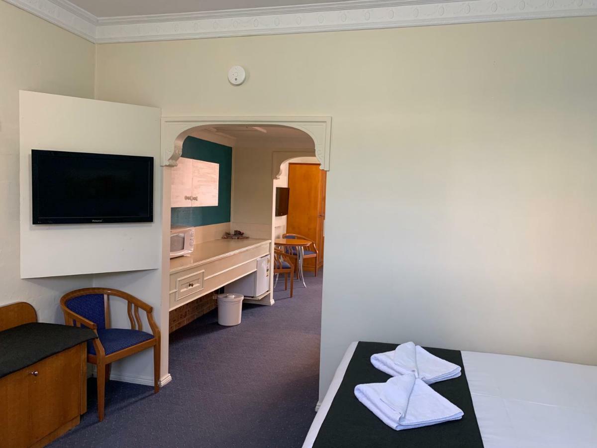 Heritage Motor Inn Goulburn Exterior foto